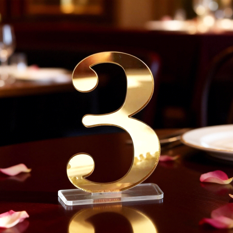 Numerki na stoły weselne z uch – Table Number Gold recenzja i cena