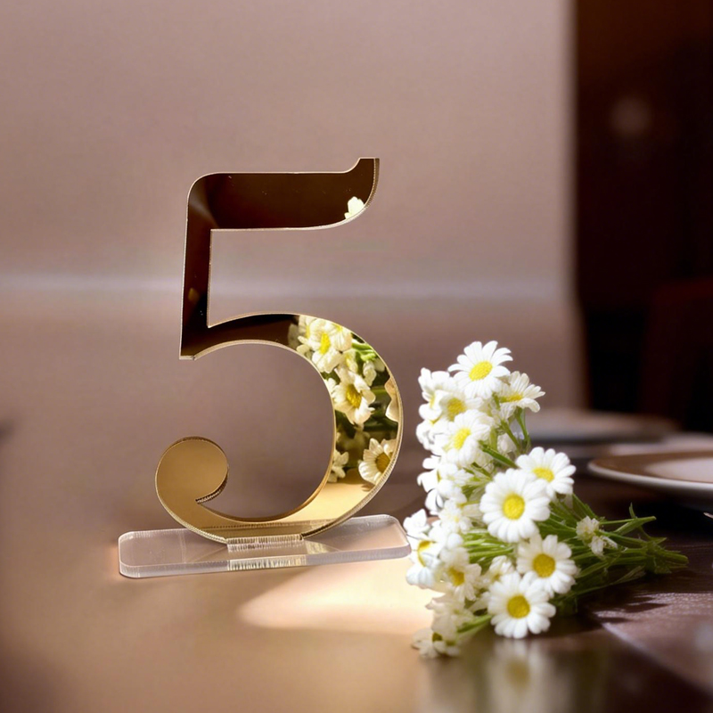 Numerki na stoły weselne z uch – Table Number Gold recenzja i cena
